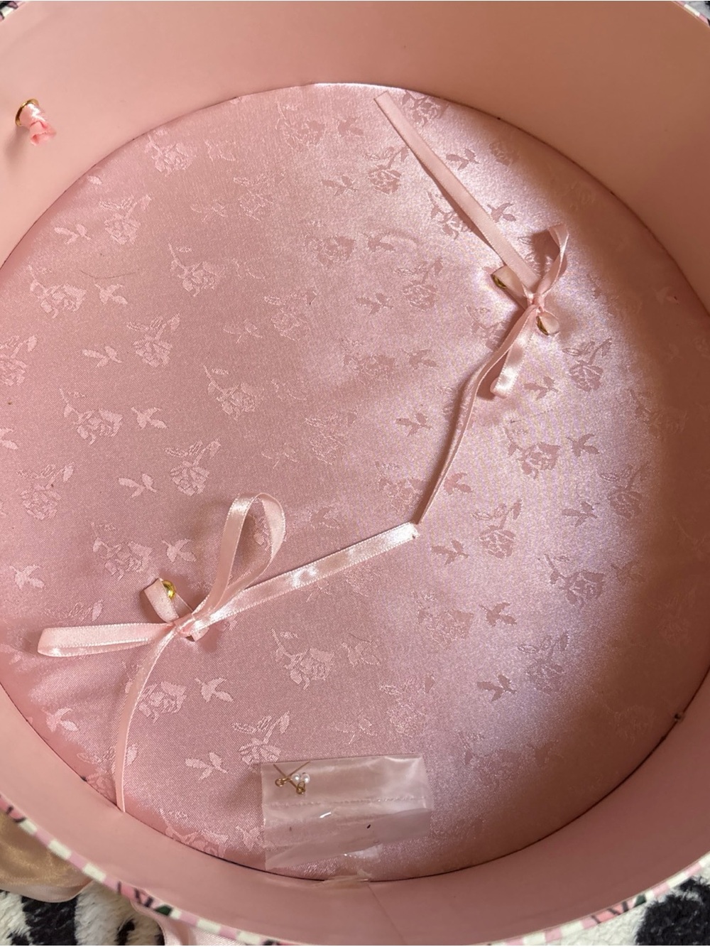 Vtg Tiny kitty collier box w earrings Sheer Pink Satin Nightgown lingerie doll - Picture 8 of 16